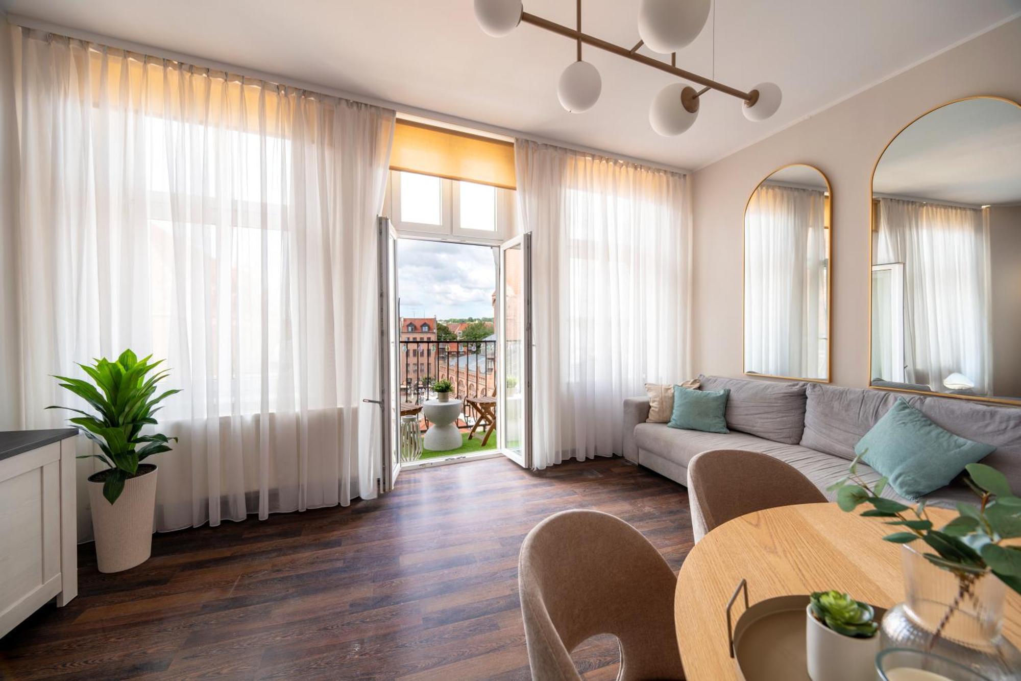 Stunning With Balcony * Gdańsk